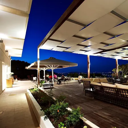 Orizontes View Hotel