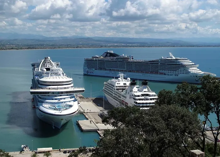 فندق Orizontes View كاتاكولو