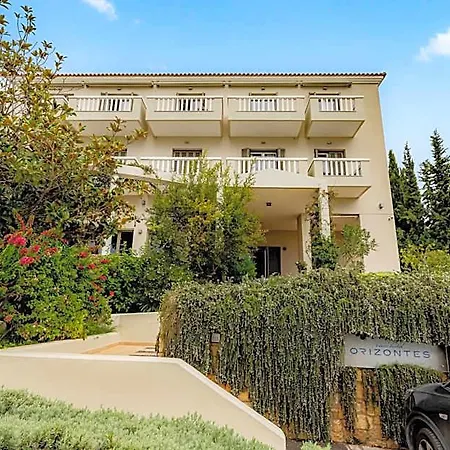Orizontes View Hotel 3*